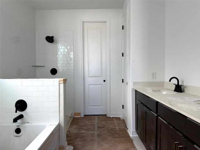 14819 Mission Avenue, Mont Belvieu, TX 77523