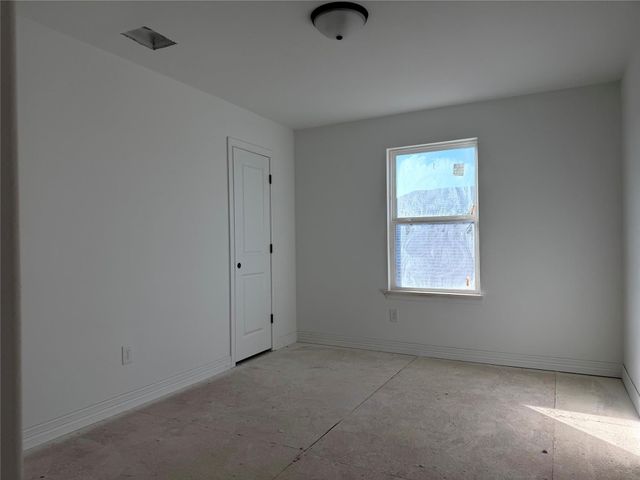 14819 Mission Avenue, Mont Belvieu, TX 77523