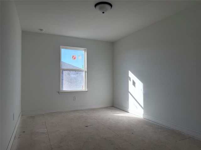 14819 Mission Avenue, Mont Belvieu, TX 77523