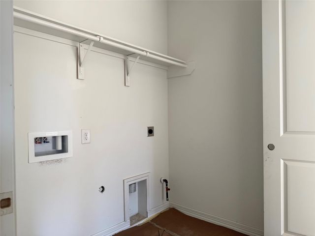 14819 Mission Avenue, Mont Belvieu, TX 77523