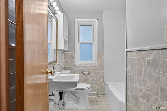 116 Springville Avenue, Amherst, NY 14226