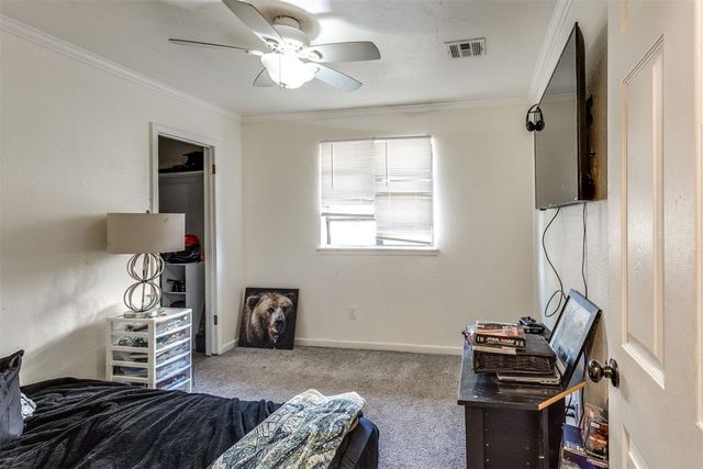 932 Hampton Circle, Yukon, OK 73099
