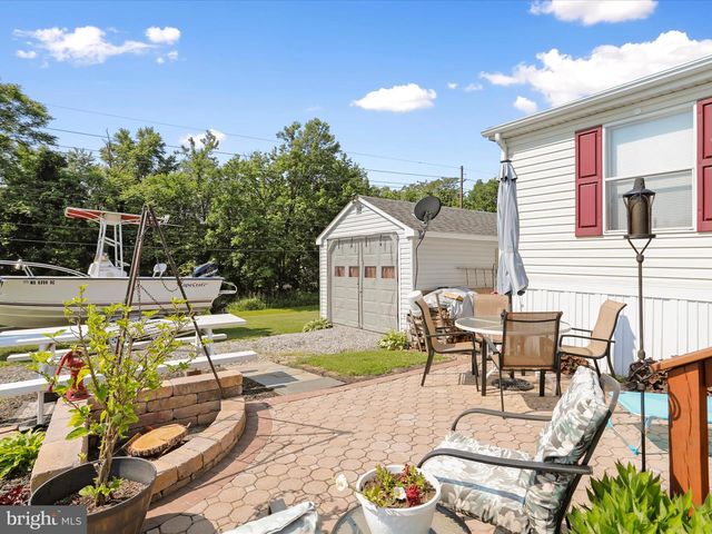 159 ZIEGLERS PATH, Falling Waters, WV 25419