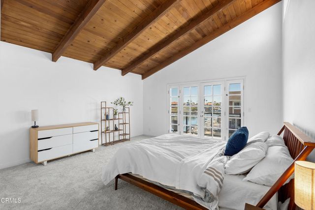 3960 W Hemlock Street, Oxnard, CA 93035