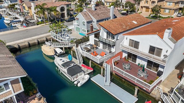 3960 W Hemlock Street, Oxnard, CA 93035