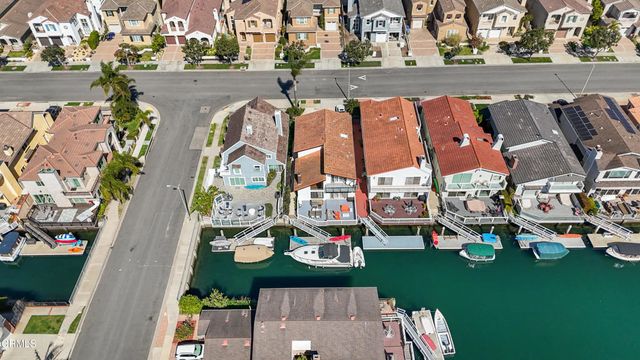 3960 W Hemlock Street, Oxnard, CA 93035