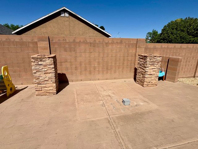 1139 Avenida Las Vistas NW, Los Lunas, NM 87031