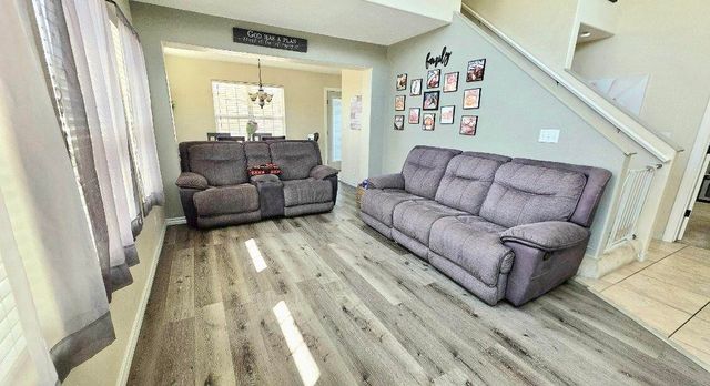 1139 Avenida Las Vistas NW, Los Lunas, NM 87031