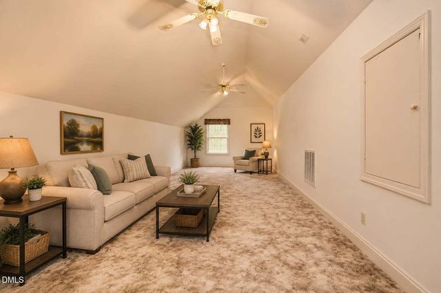 30 Ormsby Court, Spring Lake, NC 28390