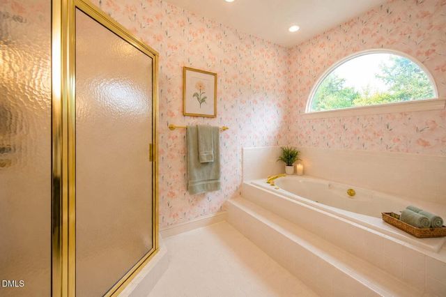 30 Ormsby Court, Spring Lake, NC 28390