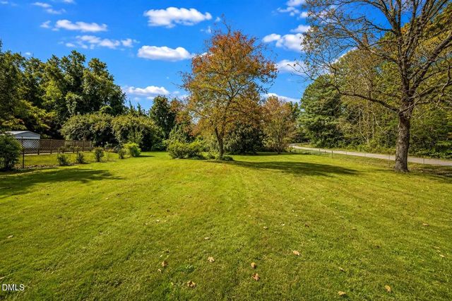30 Ormsby Court, Spring Lake, NC 28390