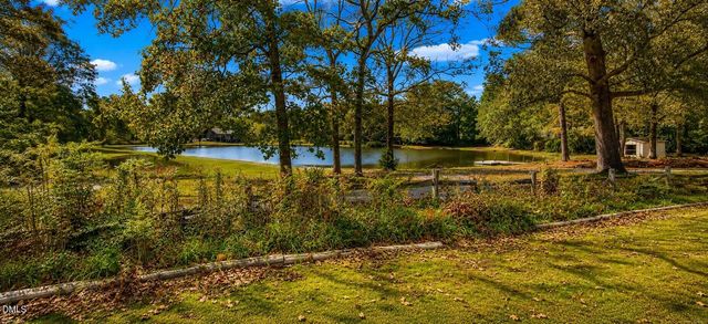 30 Ormsby Court, Spring Lake, NC 28390
