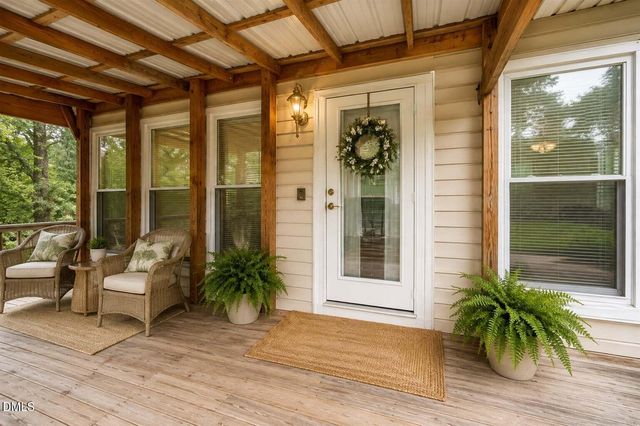 30 Ormsby Court, Spring Lake, NC 28390