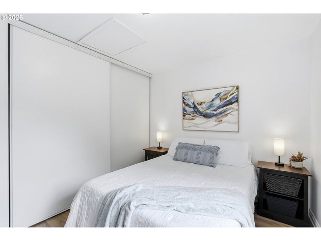 159 Sw FLORENCE Ave E26, Gresham, OR 97080