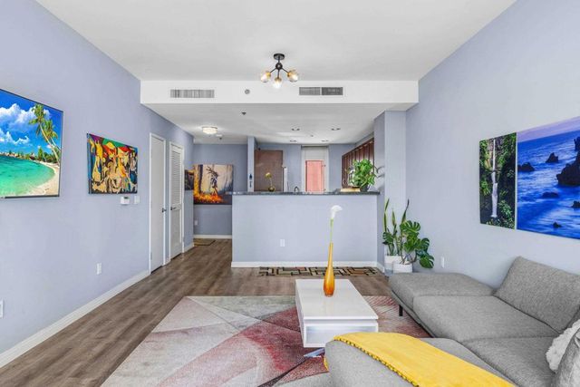 427 9th Avenue 801, San Diego, CA 92101