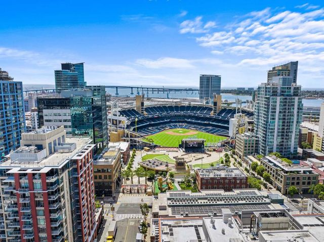 427 9th Avenue 801, San Diego, CA 92101