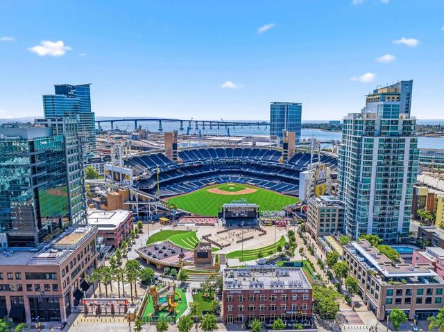 427 9th Avenue 801, San Diego, CA 92101