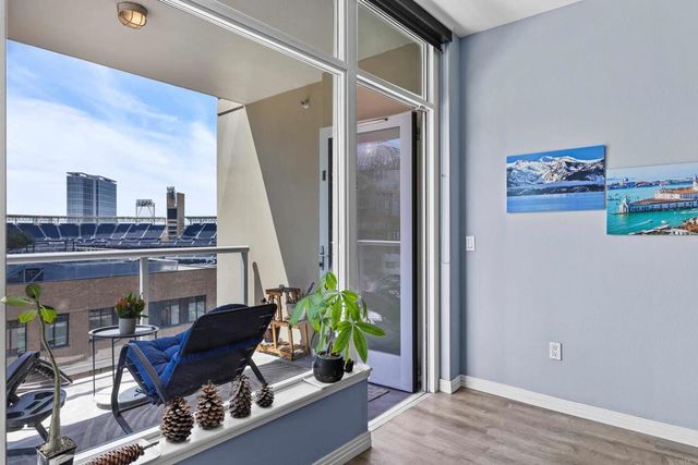 427 9th Avenue 801, San Diego, CA 92101