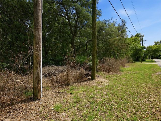 W LAKE DRIVE, Deland, FL 32724