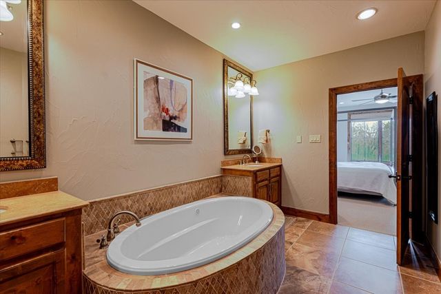 2033 Harbor Way 103, Graford, TX 76449