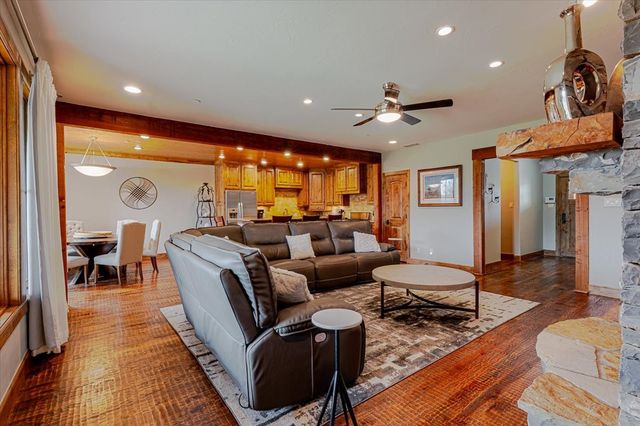 2033 Harbor Way 103, Graford, TX 76449