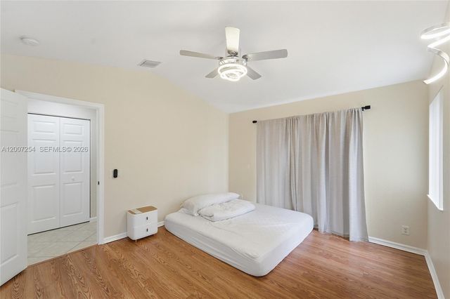 1004 Golden Cane Dr, Weston, FL 33327