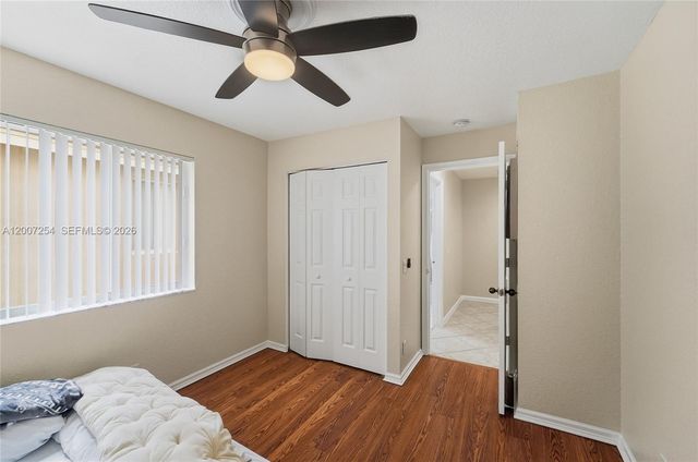 1004 Golden Cane Dr, Weston, FL 33327