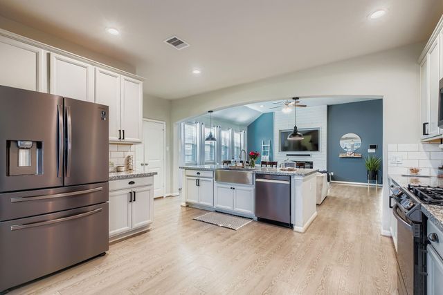 2614 Wembley Way, Rosenberg, TX 77471