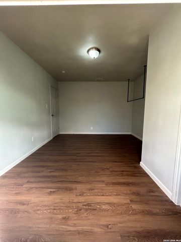7014 GRAND VALLEY DR, San Antonio, TX 78242