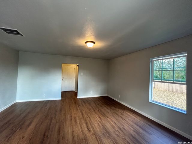 7014 GRAND VALLEY DR, San Antonio, TX 78242