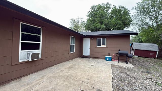 7014 GRAND VALLEY DR, San Antonio, TX 78242