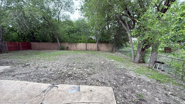 7014 GRAND VALLEY DR, San Antonio, TX 78242