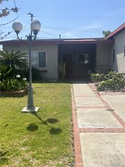 536 Sandsprings, La Puente, CA 91746