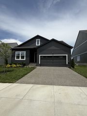 1361 Ashton Park Dr, Mount Juliet, TN 37122