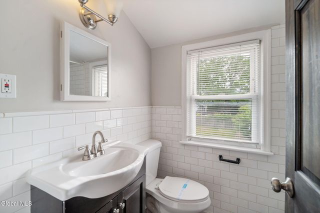 2115 Fiero Avenue, Rotterdam, NY 12303