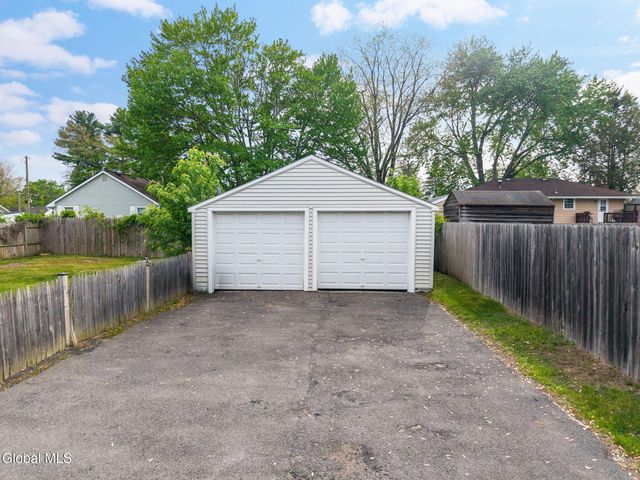 2115 Fiero Avenue, Rotterdam, NY 12303