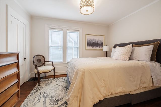 21 Rundel Park, Rochester, NY 14607