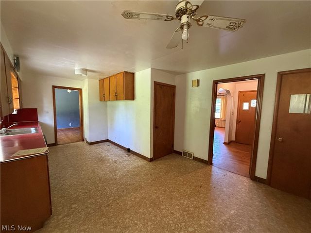 151 Durst Drive NW, Warren, OH 44483