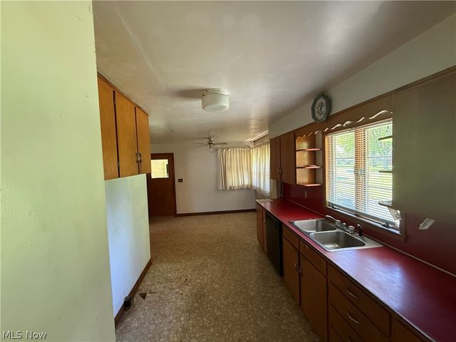 151 Durst Drive NW, Warren, OH 44483