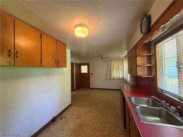 151 Durst Drive NW, Warren, OH 44483