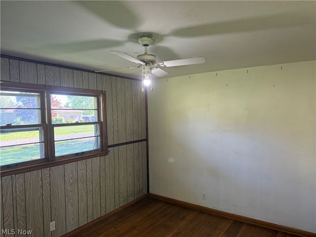 151 Durst Drive NW, Warren, OH 44483