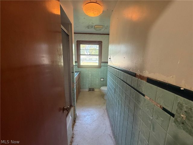 151 Durst Drive NW, Warren, OH 44483