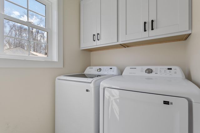 245 Auseon Court, Hillsdale City, MI 49242