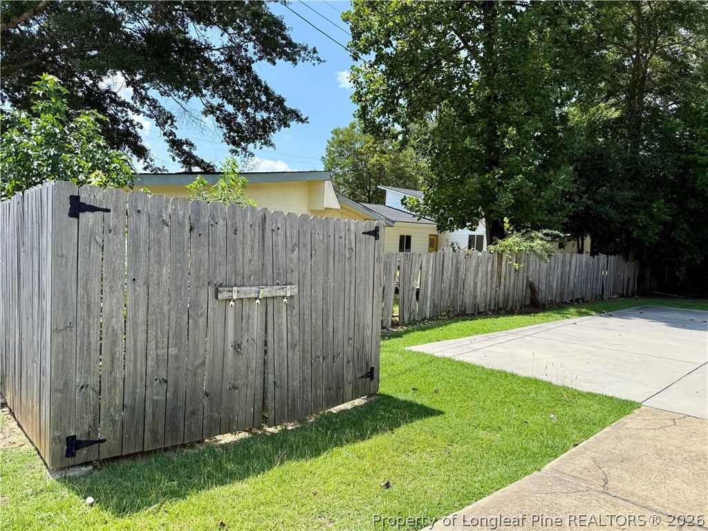 581 N Reilly Road, Fayetteville, NC 28303 — photo 30