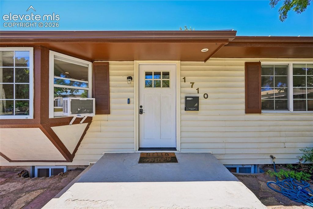 1710 Alexander Lane, Colorado Springs, CO 80909 — photo 2