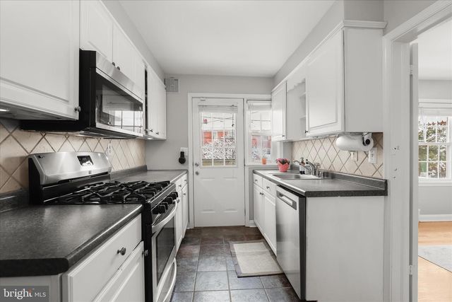 1637 COTTAGE LN, Towson, MD 21286