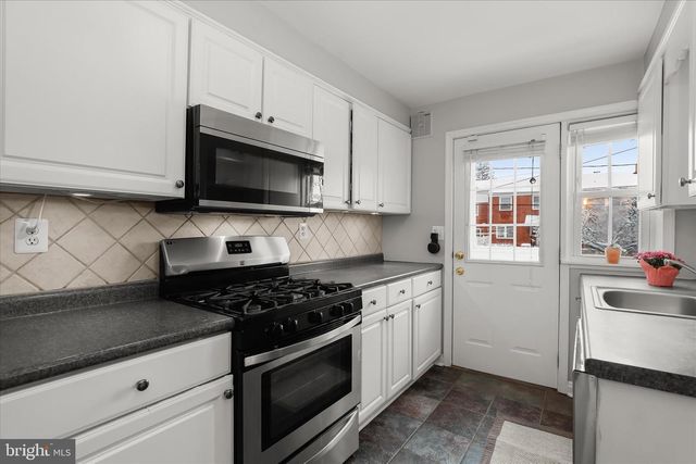 1637 COTTAGE LN, Towson, MD 21286