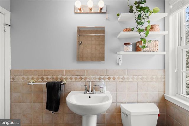 1637 COTTAGE LN, Towson, MD 21286