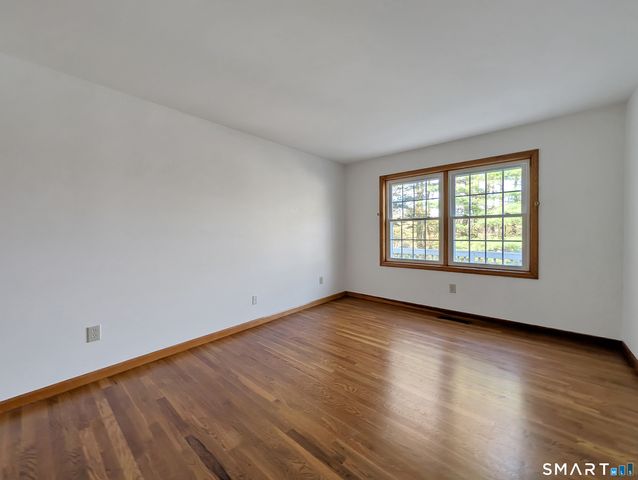 43 Woodbury Hill 43, Woodbury, CT 06798