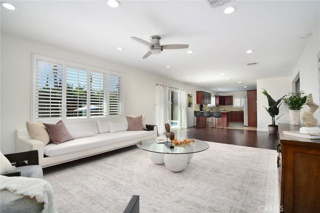 6617 Nevada, Woodland Hills, CA 91303